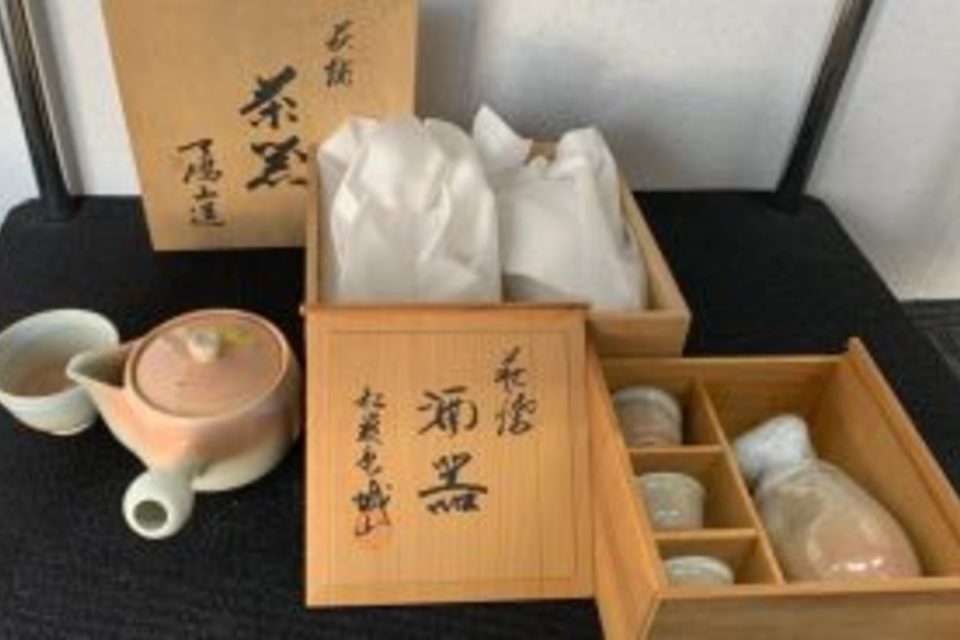 岡山県倉敷市:萩焼,煎茶器揃,急須,茶碗など多数を店頭買取致しました。の画像