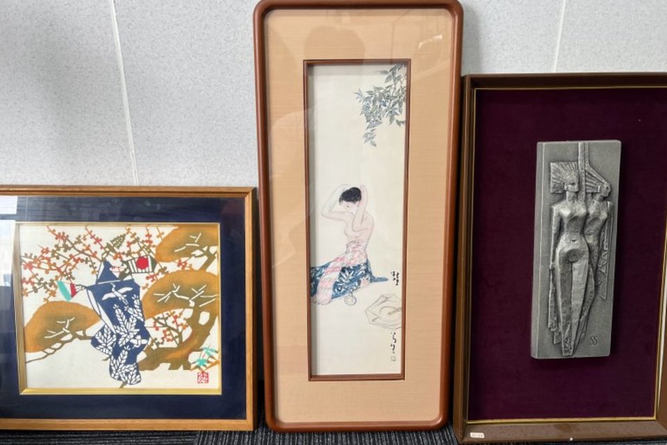 岡山県浅口郡里庄町:絵画,版画,シルクスクリーン,レリーフ,掛軸,仏像,置物など多数を店頭査定,買取(持ち込み)しました。の画像
