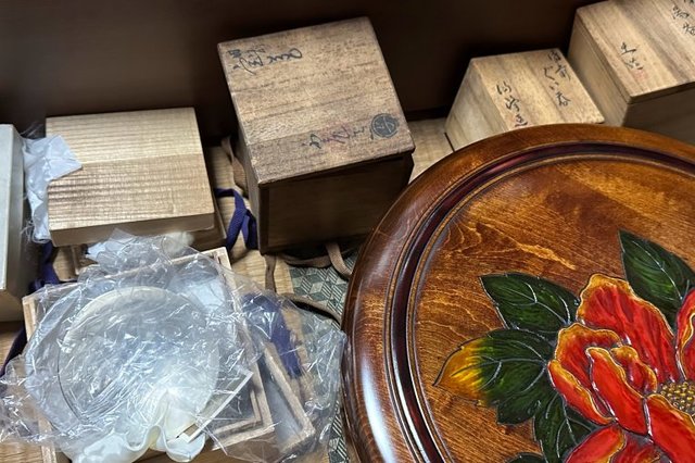 倉敷市藤戸町天城:備前焼,煎茶道具,宝瓶,煎茶碗,急須,花瓶,置物,掛軸,銀杯など多数を出張査定,買取(訪問)しました。の画像
