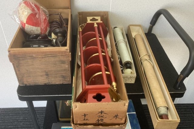 岡山市北区学南町:仏具,掛軸を店頭査定,買取(持ち込み)しました。の画像