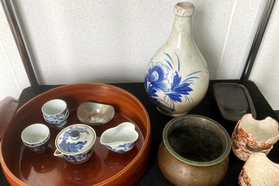 岡山市南区妹尾:煎茶道具,煎茶碗,急須,香炉,備前焼,花瓶など多数を店頭査定,買取(持ち込み)しました。の画像