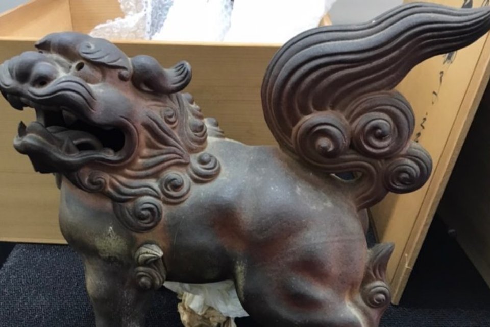 岡山市北区足守:備前焼,獅子,置物,花瓶,花器,工芸品,など多数を店頭査定,買取(持ち込み)しました。の画像