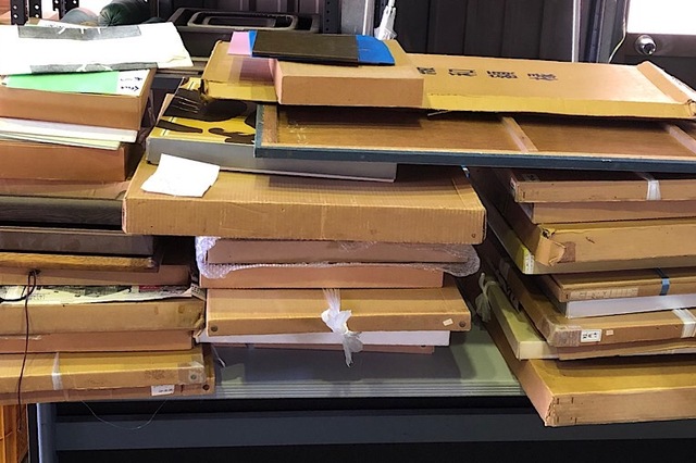 井原市門田町:絵画,油絵,水彩画,版画,掛軸,書,横額,色紙,工芸品など多数を店頭査定,買取(持ち込み)させて頂きました。の画像