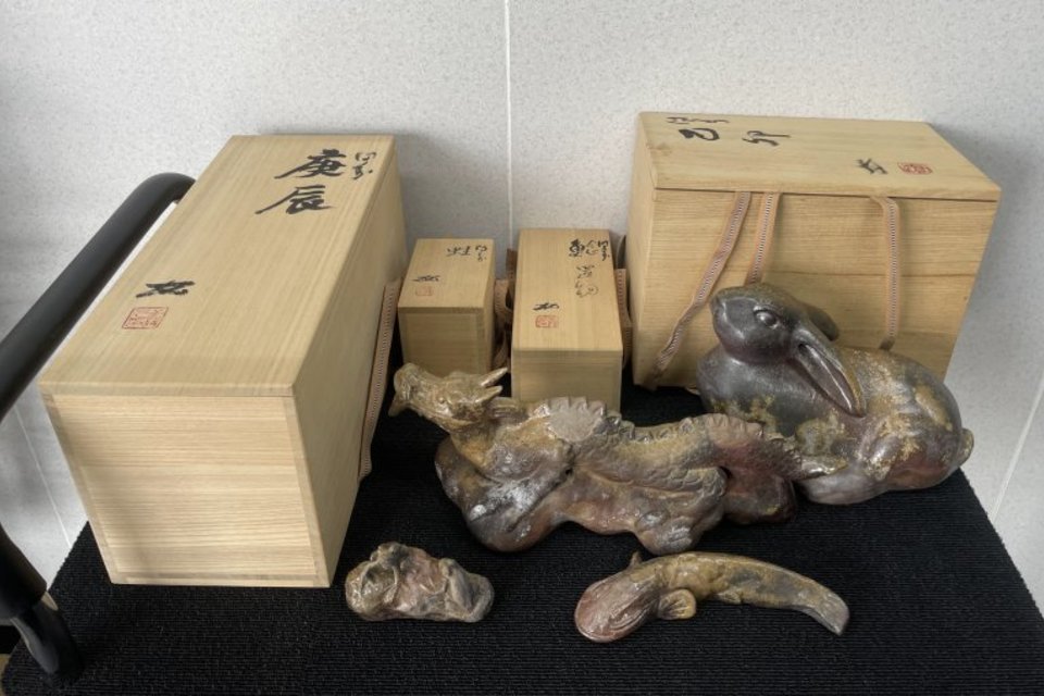 岡山市北区久米:備前焼,香炉,干支,置物など多数を店頭査定,買取しました。の画像
