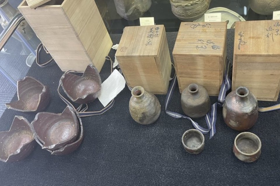 岡山市北区加茂:備前焼,酒器,徳利,盃,鉢,皿,茶碗など多数を店頭査定,買取しました。の画像