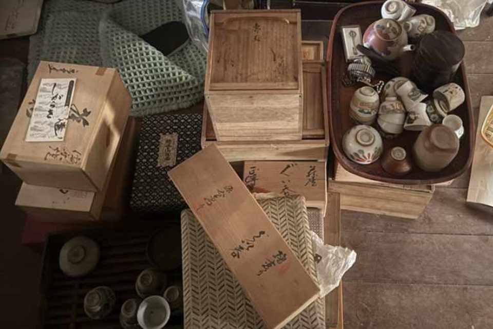 浅口市鴨方：備前焼 、煎茶道具 、ぐい飲み、工芸品 、衝立、太鼓を出張査定、出張買取(訪問)いたしましたの画像