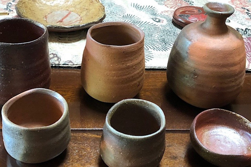 岡山県高梁市のお客様宅にお伺いし備前焼,徳利を出張査定,買取りをさせていただきました。の画像