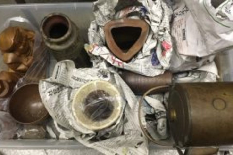 岡山市北区吉備津:備前焼,茶碗,花器,花瓶,銅瓶,工芸品など多数を店頭査定,買取しました。の画像