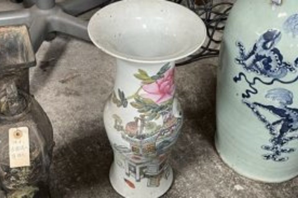 倉敷市早島:中国美術,銅器,花瓶,壷,置物など多数を店頭査定,買取しました。の画像
